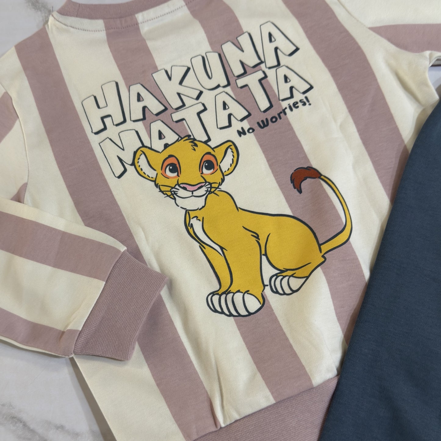 Hakuna Matata Strips Full Sleeve set